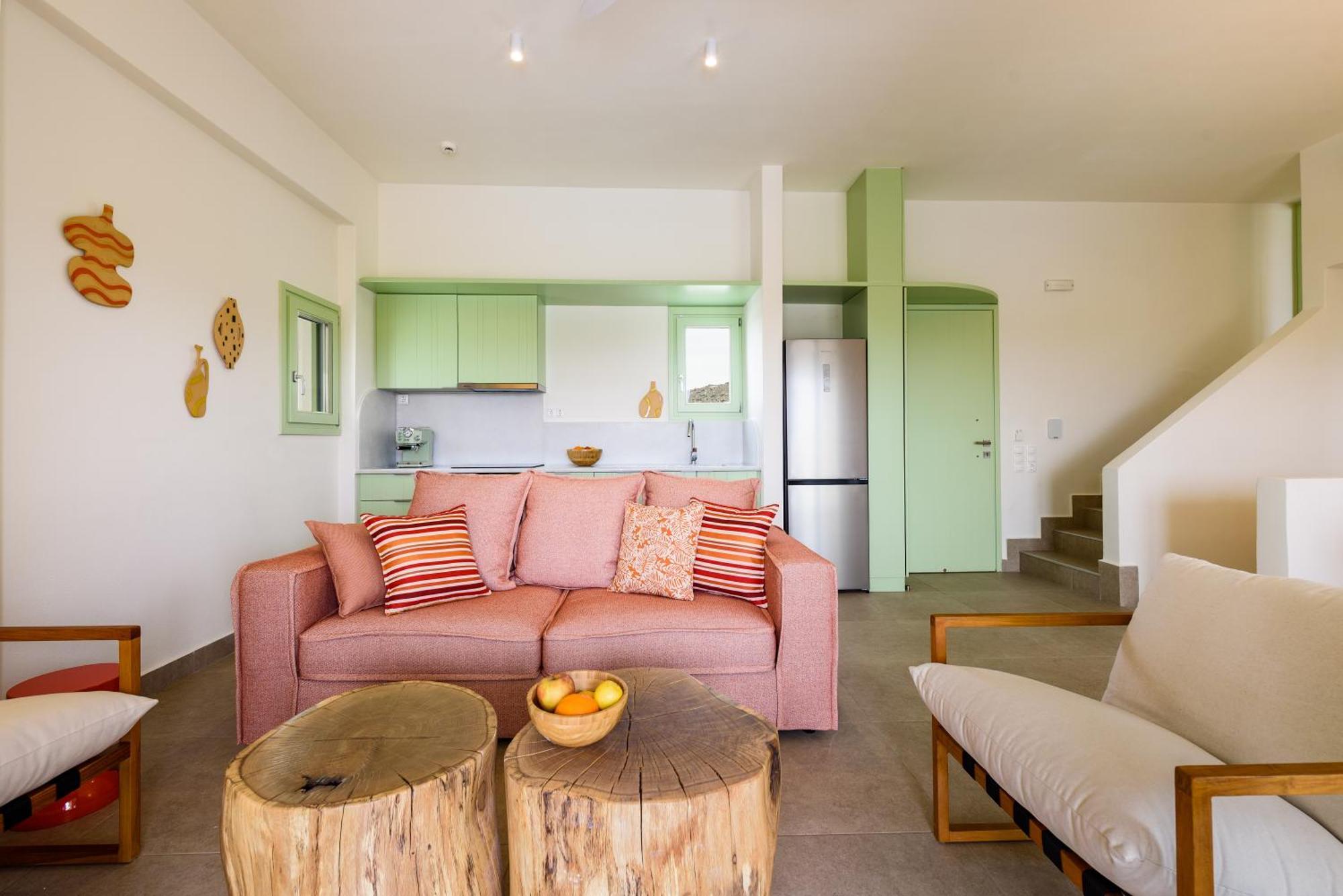 Plioni Villas & Suites ميكري فيغلا المظهر الخارجي الصورة