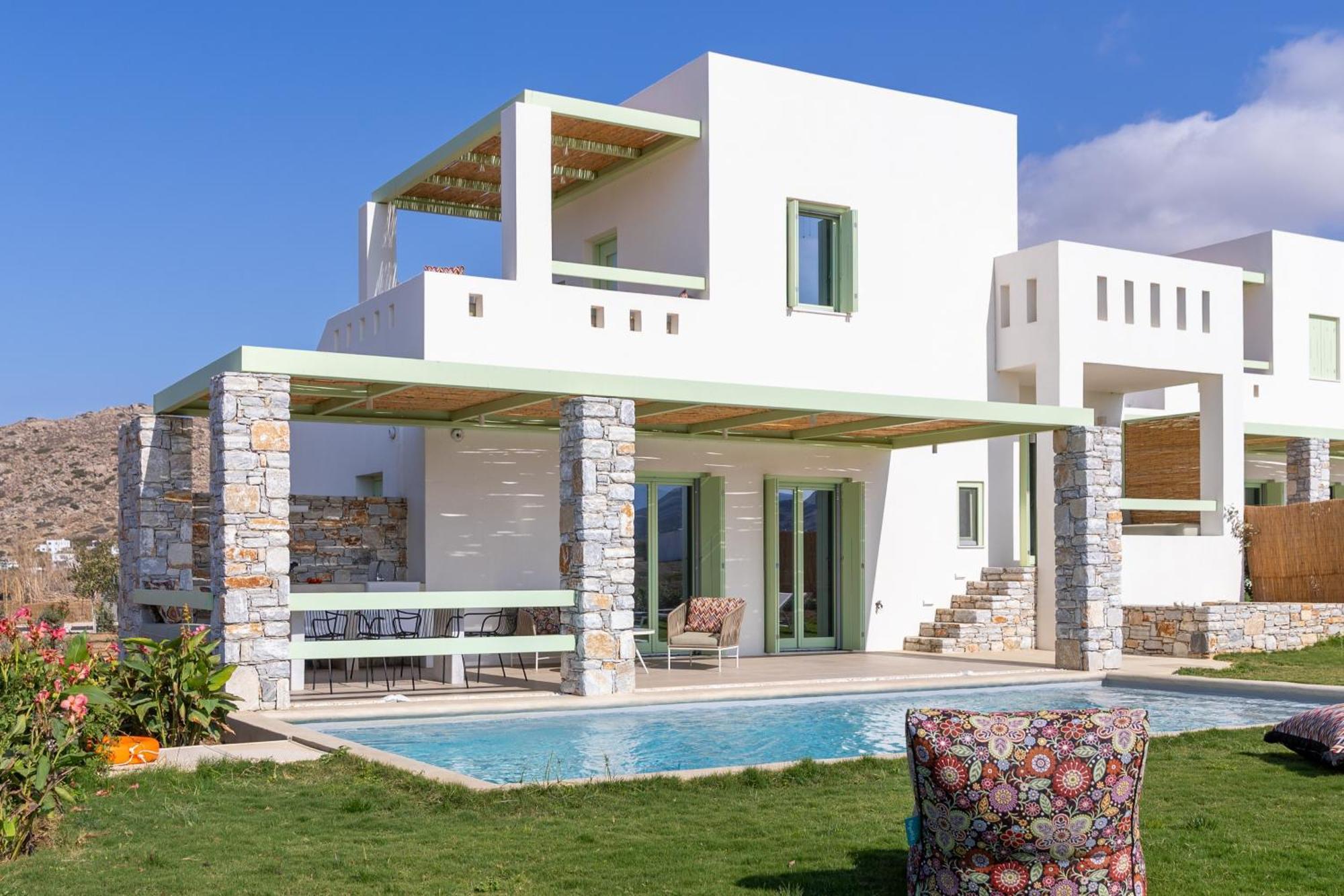 Plioni Villas & Suites ميكري فيغلا المظهر الخارجي الصورة