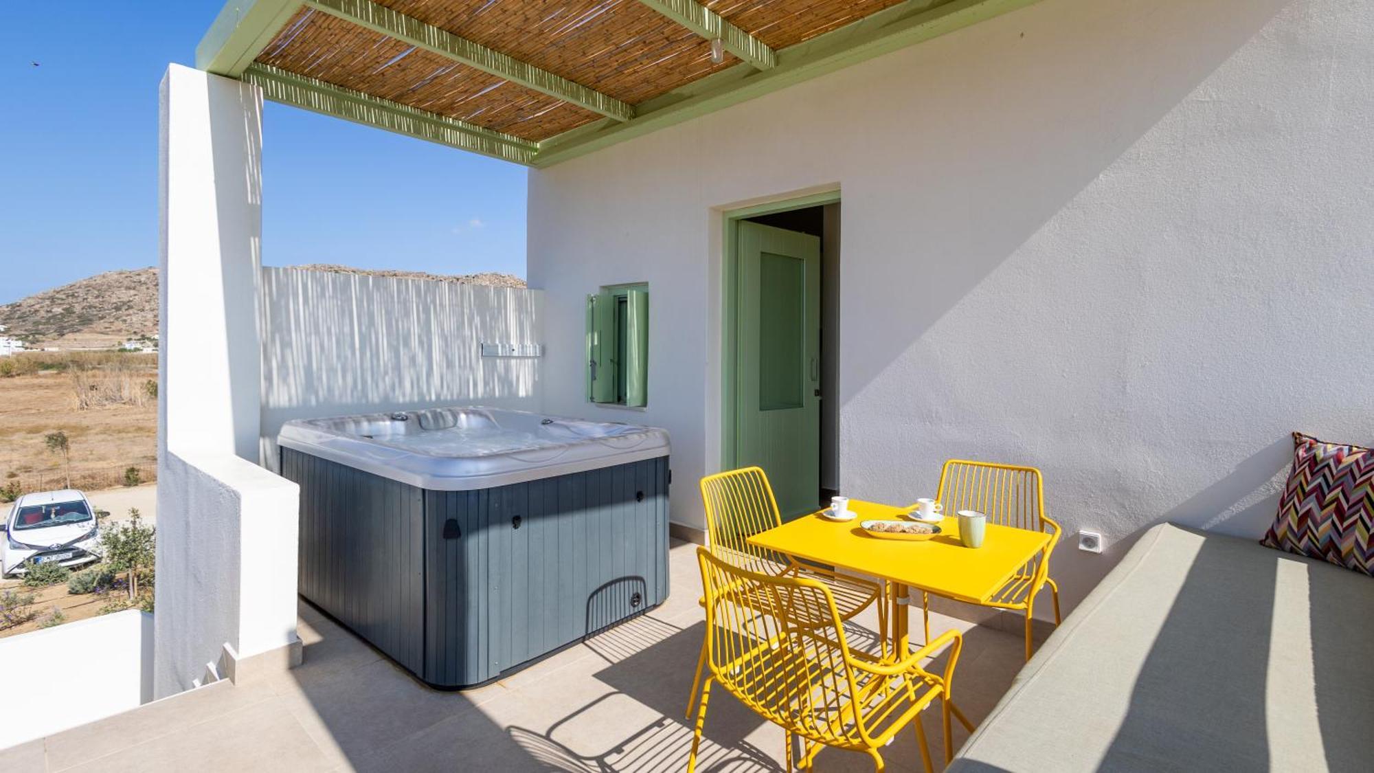 Plioni Villas & Suites ميكري فيغلا المظهر الخارجي الصورة