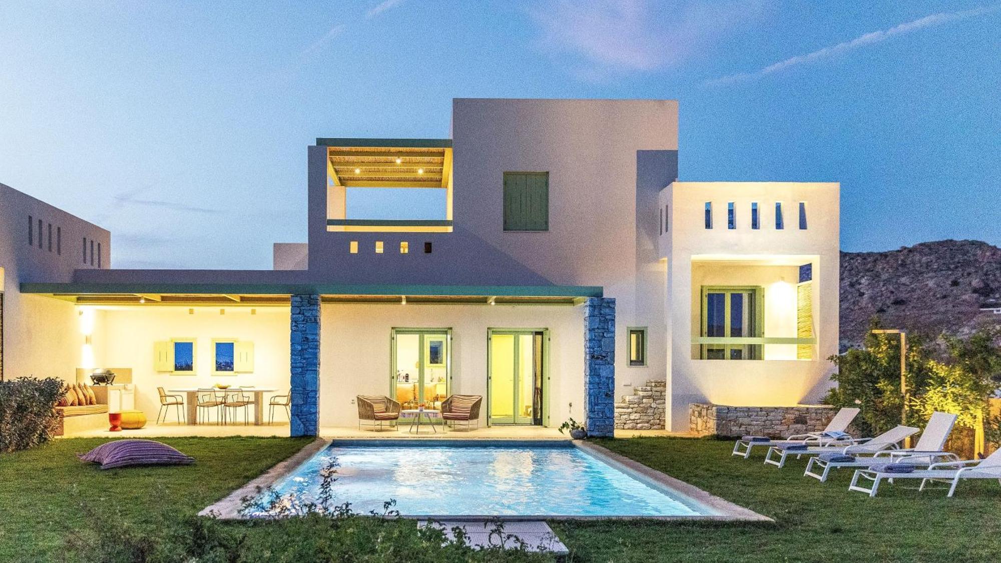 Plioni Villas & Suites ميكري فيغلا المظهر الخارجي الصورة