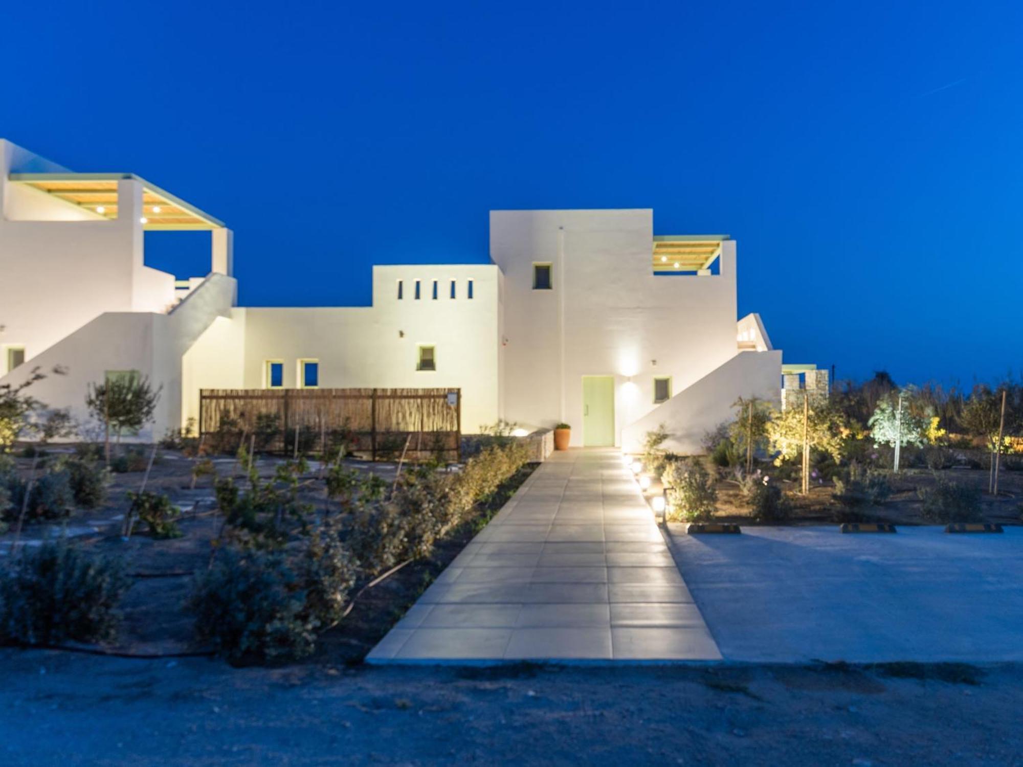 Plioni Villas & Suites ميكري فيغلا المظهر الخارجي الصورة